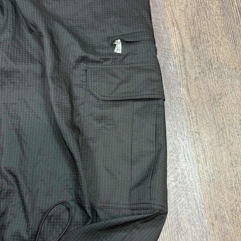 Alo Yoga Cargo Pants Womens L Black Baggy Ripstop Lightweight Bungee Dance Y2K